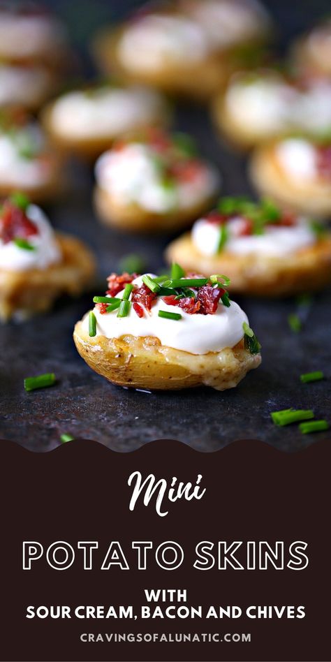 Mini potato skins topped with sour cream, chopped bacon and chives on a dark counter. Mini Potato Skins, Best Easy Dinner Recipes, Mini Potatoes, Amazing Appetizers, Potato Skins, Ham Recipes, Football Food, Party Foods, Comfort Foods