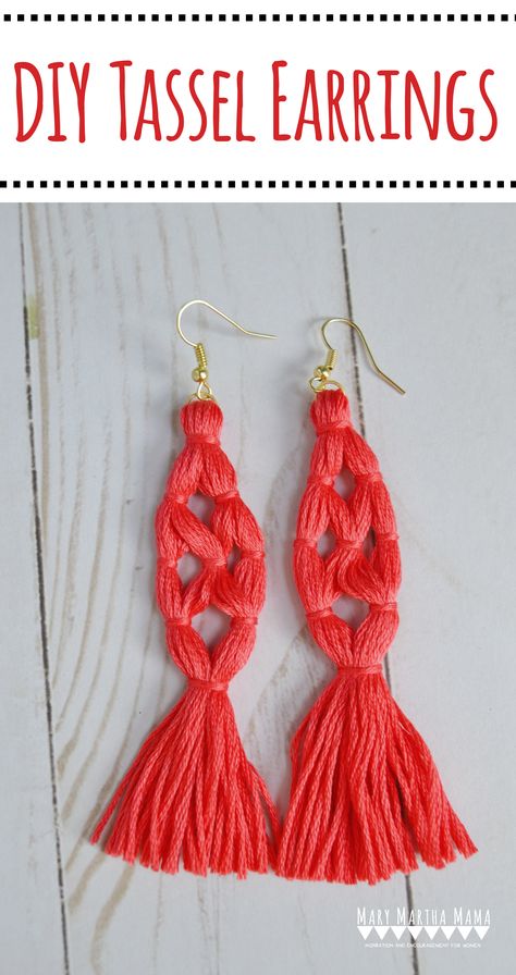 Diy Tassel Earrings, How To Make Tassels, Mary And Martha, Hammered Hoop Earrings, Diy Tassel, Make Your Own Jewelry, Earring Tutorial, Earring Crafts, Diy Schmuck