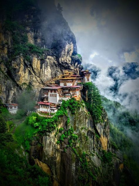 Beautiful monastery situated on in the nook of a mountain. Taken after a 2 hours hike up, and surrounded by beautiful views. Mountain Monastery, Charles Edwards, Bhutan Travel, Nepal Travel, Bhutan, Paros, Magical Places, Places Around The World, Nature Travel