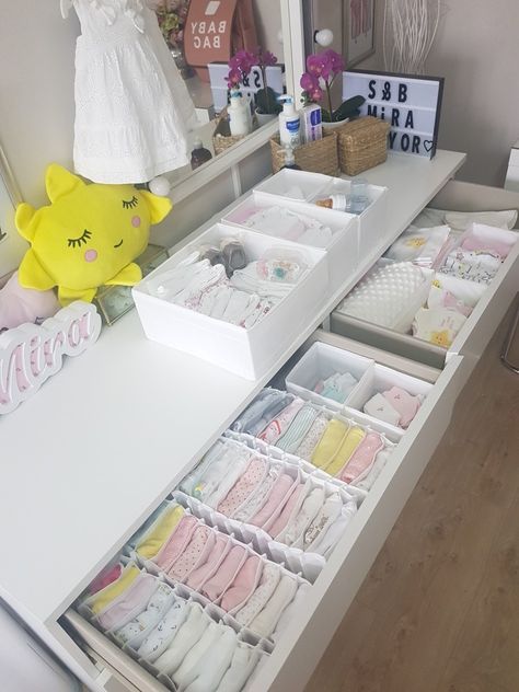 Ikea Malm Nursery, Malm Nursery, Nursery Organisation, Ikea Malm, Nursery Room Inspiration, Girl Nursery, Changing Table, Baby Room