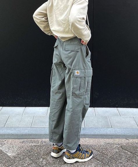 Looking for this? I got you! Click the link. Get here: https://invol.co/cljf8vb Carhartt Trousers Outfit, Carhartt Cargo Pants Outfit, Carpenter Pants Outfit, Queer Outfits, Green Cargo Pants Outfit, Carhartt Cargo Pants, Cargo Pants For Men, Streetwear Outfit Ideas, Men's Streetwear