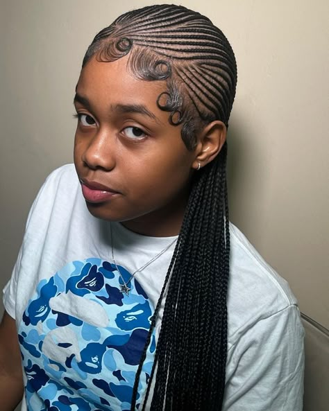 Mini Feed In Braids Cornrows, Small Straight Back Feed In Braids Long, Small Braids For Black Women Cornrows, Small Feed In Cornrows, Extra Small Cornrows, Small Straight Back Braids, Stitch Braids Straight Back, Straight Back Ponytail, Extra Small Braids