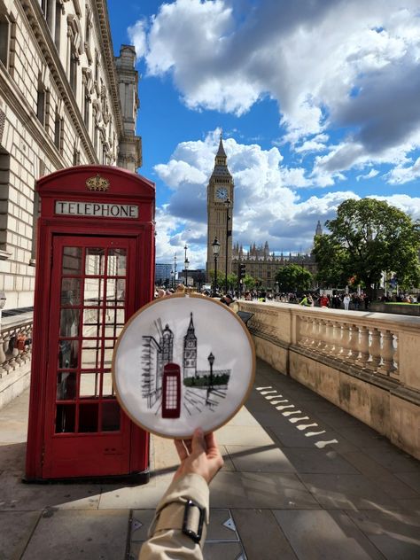 London embroidery big ben London Embroidery, London Pics, London Tube Map, London Tube, Kantha Embroidery, Needle Arts, London Art, Embroidery Pattern, Embroidery Art