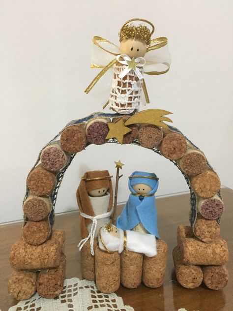 Cork Nativity Scene, Cork Nativity, Nativity Scene Crafts, Cork Crafts Christmas, Christmas Art For Kids, Wine Cork Diy Crafts, Wine Cork Ornaments, Wine Cork Diy, Diy Nativity