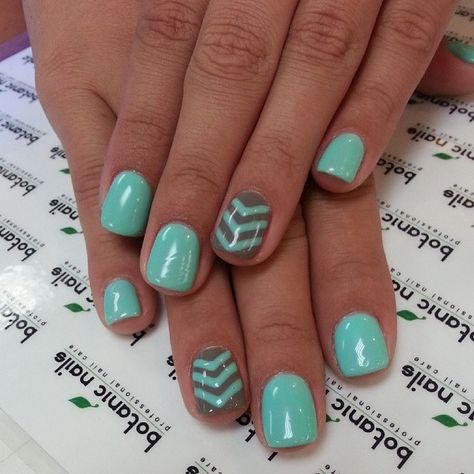 Cute! love theses colors Cute Nail Designs, Fancy Nails, Creative Nails, Nail Polishes, Love Nails, Blue Nails, Trendy Nails, Nail Art Design, Manicure And Pedicure