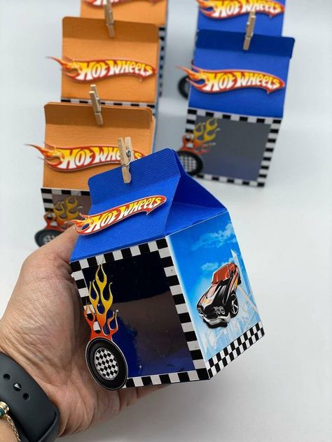 Hot wheels Hot Wheels Goodie Bags, Hot Wheels Party Favors, Hot Wheels Themed Birthday Party, Monster Truck Theme, Hotwheels Birthday Party, Hot Wheels Birthday, Hot Wheels Party, Car Birthday Theme, Monster Truck Party