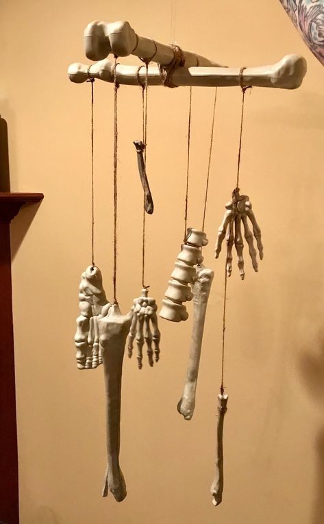 Bone Mobile / Bone Wind Chimes  DIY Easy Project ~ 2018 Halloween Props Halloween Outdoor Halloween decorations Scary Halloween Decorations Outdoor Diy, Halloween Decorations Indoor Scary, Wind Chimes Diy, Chimes Diy, Voodoo Halloween, Diy Halloween Dekoration, Unique Halloween Decorations, Scary Halloween Decorations Outdoor, Scary Halloween Decorations Diy