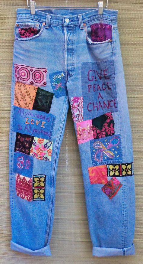 Patchwork Denim Jeans, Hippie Jeans, Diy Jeans, Patch Jeans, Levis 501 Jeans, Diy Vetement, Repurposed Clothing, Recycled Jeans, Painted Jeans