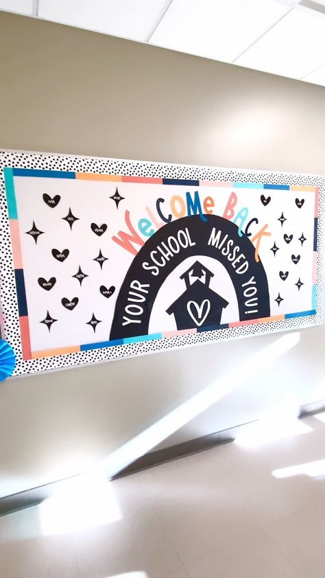 Meet Teacher Bulletin Boards, Welcome Class Board, Welcome Bulletin Boards Kindergarten, Preschool Welcome Back Bulletin Boards, Back To School Welcome Board, New Class Bulletin Board Ideas Preschool, Welcome To Our School Bulletin Board, Welcome To Grade 2 Bulletin Boards, Teaching Bulletin Boards