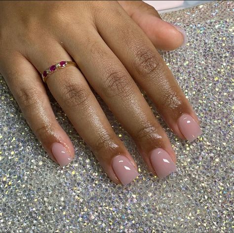 Short Nail Pink, L Nails, Short Classy Nails, Clean Girl Nails, Nail Pink, Natural Nails Manicure, Overlay Nails, Neutral Pink, Girl Nails