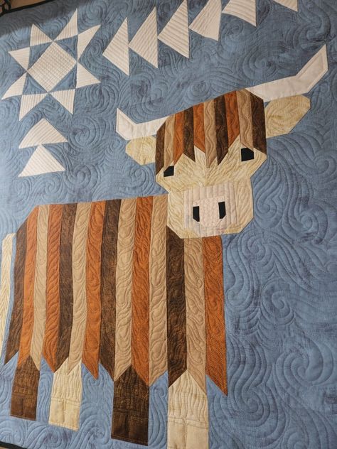 Highland Cow Quilt Pattern, Highland Cow Quilt, Cow Quilt, Wall Hanging Quilts, Farm Animal Quilt, Patterns For Quilting, Western Quilts, Highland Coo, Elizabeth Hartman