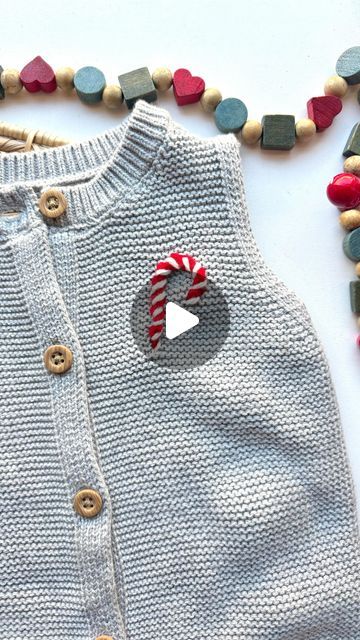 Stitchin With Samantha on Instagram: "🪡DIY Candy Cane!❤️🎄  For a fuller look, you can embroider a chain stitch and then whip the chain stitch, bringing your needle back through the same side each time!  What do you think?✨🤩  #embroidery #handembroidery #embroiderystitches #embroiderystitch #diyembroidery #chainstitch #embroideredclothing #embroideredclothes #crafting #christmas #diychristmas #christmastime #christmascrafts" Embroidery Candy Cane, Candy Cane Embroidery, Diy Candy Cane, Diy Candy, Embroidered Clothes, The Chain, Full Look, Diy Embroidery, Chain Stitch