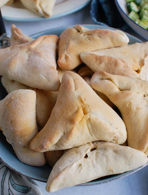 Spinach Fatayer Recipe, Fatayer Recipe, Lebanese Meat Pies, Shawarma Seasoning, Frozen Dinner Rolls, Meat Pie Recipe, Tabbouleh Salad, Spinach Pie, Meat Pies