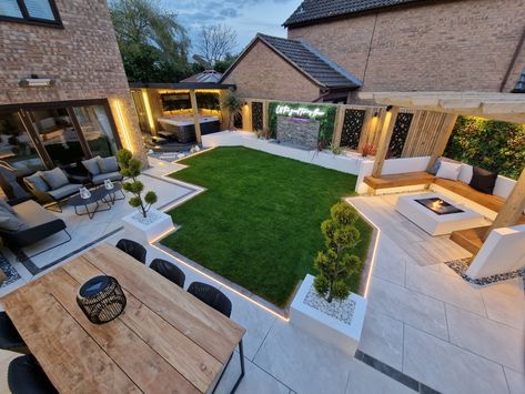 Garden Seating Area, Hot Tub Garden, Modern Backyard Landscaping, Back Garden Design, Courtyard Design, Backyard Renovations, Patio Garden Design, Backyard Remodel, Modern Backyard