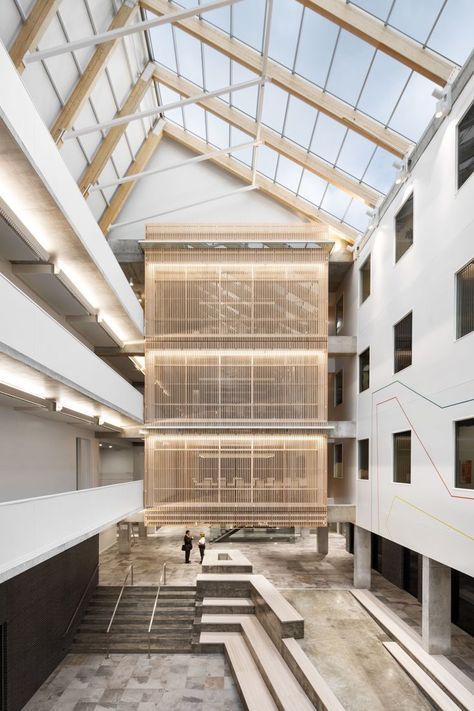 Atrium Design, Brutalist Buildings, Press Kit, Commercial Architecture, Architecture Photo, Common Area, Office Building, Press Release, Building Design