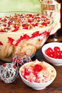 Picture Traditional Trifle, Instant Pudding Recipes, Crunchie Recipes, Guava Desserts, Suid Afrikaanse Resepte, Easy Tart Recipes, Blueberry Cheesecake Recipe, Peppermint Crisp, African Dessert