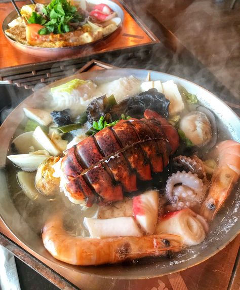 Seafood Hot Pot!! 😊 #tastypot #sanfrancisco Seafood Hot Pot, Food Street, Fish Market, Sea Food, Pattaya, Hot Pot, Street Food, Seafood, Meat