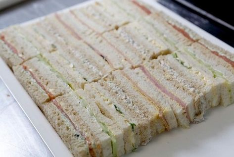 Ribbon Sandwiches, High Tea Sandwiches, Tea Party Sandwiches Recipes, Finger Sandwich, Sandwich Toast, Finger Food Ideas, High Tea Food, Tea Party Sandwiches, Sandwiches Recipes