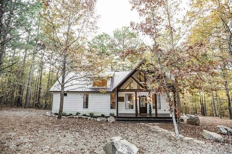 Small Cabin Homes, Oklahoma Cabins, Hidden Hills, Broken Bow, Small Cabin, Cabin Rentals, Cabin Homes, Vacation Trips, Modern Farmhouse