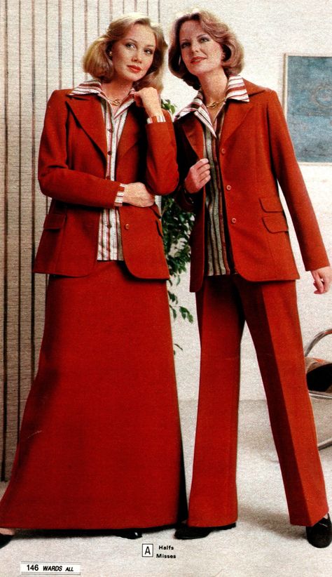 Vintage fashion: Sassy, stylish women's suits from the '70s - Click Americana 1979 Fashion, Suit Jacket And Skirt, 70s Women Fashion, Expensive Suits, Fashion Through The Decades, Woman In Suit, 1970s Women, 80 Fashion, Made For Each Other