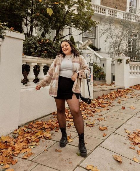 Dressy Casual Outfits Winter, Outfits Invierno Curvy, Plus Size Winter Outfits Dressy, Outfits Winter 2023, Casual Outfits Winter, Fresh Hairstyles, Outfit Curvy, Plus Size Winter Outfits, Plus Size Baddie Outfits