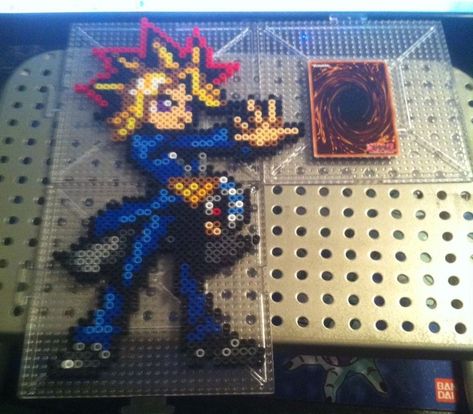 Yu gi oh hama perler beads Perler Anime, Nerdy Perler Beads, Perler Bead Designs, Pokemon Bead, Yami Yugi, Art Perle, Fusion Beads, Hama Beads Design, Pony Bead Patterns