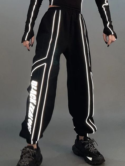 Futuristic Cyberpunk Black Reflective Sweatpants Cyberpunk Pants, Futuristic Cyberpunk, Loose Sweatpants, Cyberpunk Clothes, Top Streetwear Brands, Neon Outfits, Sweatpants Black, Clothing Details, Rave Outfits