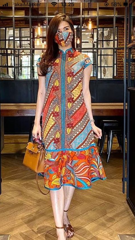 Dress Pendek Casual, Batik Fashion Modern Casual, Batik Dress Design, Batik Dress Elegant Modern, Dress Batik Modern Fashion Style, Dress Batik Modern, Summer Dress Ideas, Model Dress Batik, Batik Dress Modern