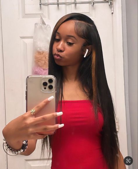 Side Part Quick Weave, Love Cycle, Weave Curls, Sew In Hairstyles, Story Love, Side Part Hairstyles, Quick Weave Hairstyles, Dyed Hair Inspiration, Peinados Recogidos