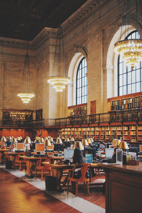 Library With People, Public Library Aesthetic, New York City Library, 80s Library, Library In New York City, Columbia University Library Aesthetic, Cozy Public Library, Library Computer, Library Exterior