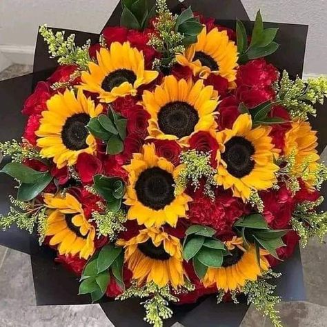 Sunflower Roses Bouquet, Roses And Sunflowers Bouquet, Sunflower Rose Bouquet, Ribbon Rose Bouquets, Sunflowers Roses, Sunflowers And Roses, Bouquet Roses, Luxury Flower Bouquets, Sunflower Bouquets