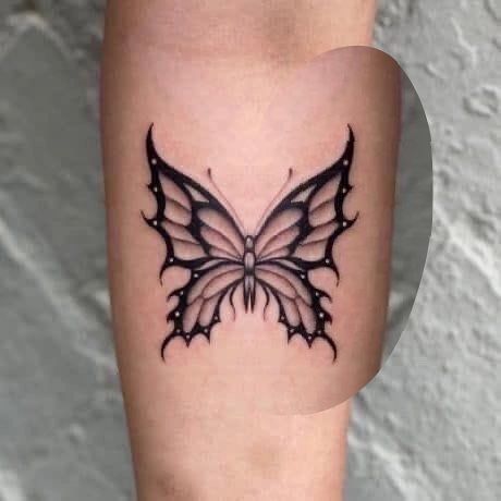 Cyberpunk Butterfly Tattoo, Crazy Tattoo Ideas, Japanese Tattoo Words, Piercing Inspo, 2024 Ideas, Butterfly Tattoos, Weird Tattoos, Pretty When You Cry, Arm Tattoos