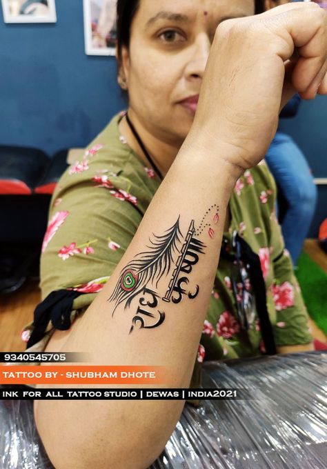 call - 9340545705 dewastattoo.in Mor Pankh Tattoo, Krishna Tattoo, Henna Designs Wrist, Cool Wrist Tattoos, Hand And Finger Tattoos, Feather Tattoo Design, Full Hand Mehndi, Wrist Tattoos For Guys, Music Tattoo Designs