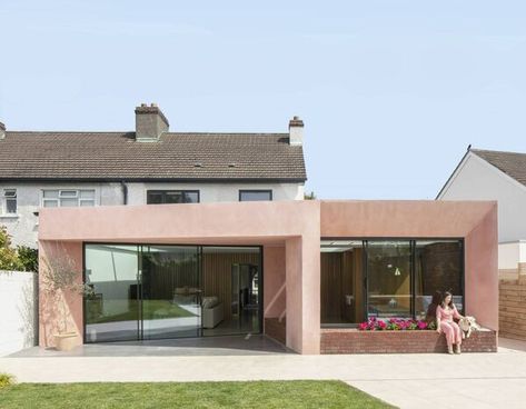 Architect shares the magic of Home of the Year's 'Pink House' Global Architecture, Irish Architecture, Dublin House, 1930s House, Glass Extension, Studios Architecture, Rear Extension, Exposed Brick Walls, Pink House