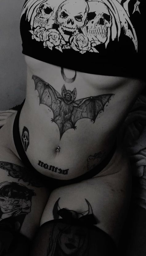 Funky Tattoos, Bat Tattoo, Weird Tattoos, Stomach Tattoos, Dream Tattoos, Elegant Tattoos, Dope Tattoos, Tattoo Placement, Tattoo Design Drawings