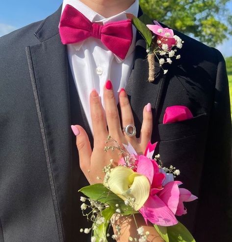 nicolas russo and elena abelli from the sweetest oblivion - danielle lori. Hot Pink Prom Couple, Pink Prom Couple, Prom Corsage Pink, Nicolas Russo, Pink Tux, Nico Russo, Prom Flowers Corsage, Elena Abelli, Prom Tux