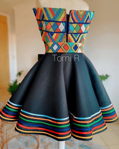 Zulu Traditional Wedding Dresses, Zulu Traditional Attire, South African Traditional Dresses, African Traditional Wear, Traditional African Clothing, Traditional Dresses Designs, Best African Dresses, African Wear Dresses, African Inspired Clothing