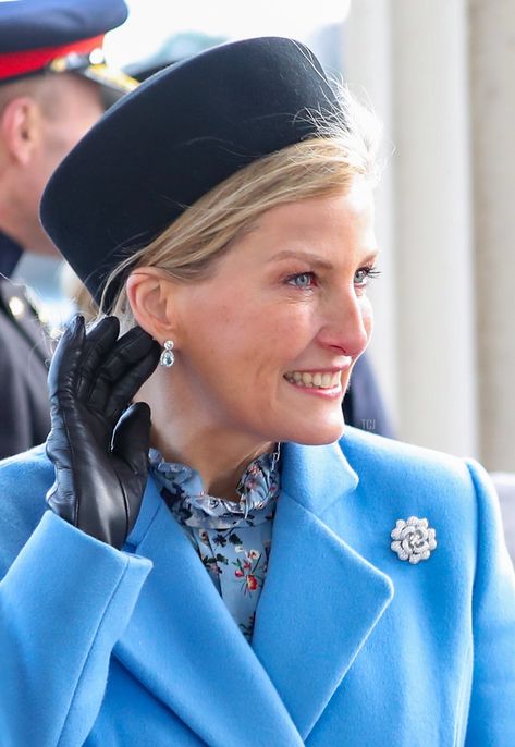 Duchess Sophie, Countess Wessex, Duchess Of Edinburgh, Duchesse Catherine, Zara Tindall, Order Of The Garter, Royal Hats, English Royalty, Dramatic Classic