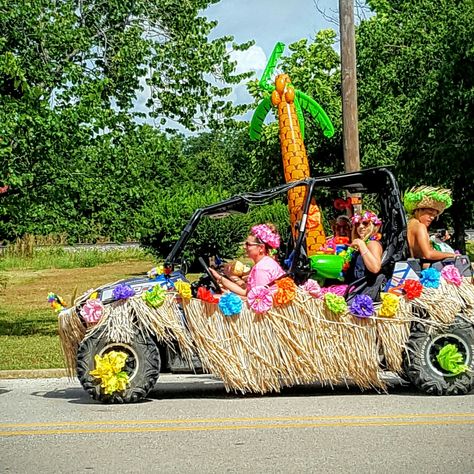 ATV Parade Entry - Hawaiian Style Decade Parade Float Ideas, Hawaiian Float Ideas, Hawaiian Parade Float Ideas, Parade Float Ideas, Homecoming Floats, Parade Ideas, Parade Design, Homecoming Parade, Parade Float