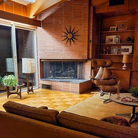 Off Center Fireplace Ideas, Off Center Fireplace, Center Fireplace, House Finishes, Long Narrow Living Room, Madrid Apartment, Narrow Living Room, Mid Century Interior, Living Room Images