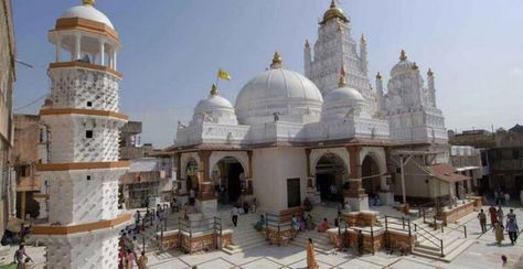 Dakor Temple, Temple Photo, Decent Wallpapers, Temple India, Krishna Temple, Hindu Temple, Lunar Eclipse, Photo Art Gallery, Varanasi