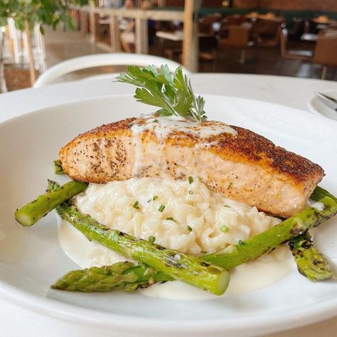 Courtside Kitchen on Instagram: "Come see us tonight for our Chef’s Special! 🍽 Blackened salmon with a parmesan risotto and a lemon butter sauce. Plus - a seafood gumbo! 🐟😍" Salmon With Risotto, Salmon And Risotto, Risotto Salmon, Salmon Risotto, Seafood Risotto, Parmesan Risotto, Blackened Salmon, Seafood Gumbo, Lemon Salmon