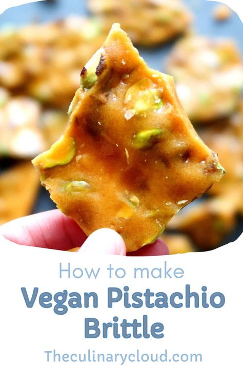 Brittle Candy Recipes, Dairy Free Toffee Recipe, Vegan Brittle, Vegan Toffee Recipe, Vegan Toffee, Pistachio Brittle, Vegan Pistachio, Gf Snacks, Eastern European Recipes