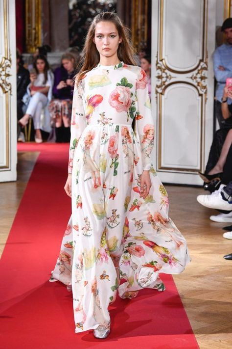 Ellie Saab, Modest Style, Textile Print, Paul Joe, Olivia Palermo, Floral Fashion, Beautiful Clothes, Gown Dress, Hijab Style