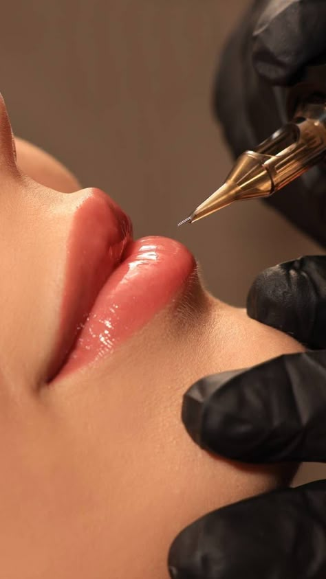 Permanent Makeup Photography, Cosmetic Tattoo Aesthetic, Permanent Makeup Artist Photoshoot, Pmu Aesthetics, Microblading Aesthetic, Lip Micropigmentation, Micropigmentation Lips, Permanent Makeup Lips, Lip Aesthetic