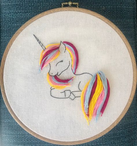 Hand Embroidery Unicorn, Embroidery Unicorn Pattern, Unicorn Embroidery Design, Embroidery Unicorn, Embroidered Unicorn, Unicorn Embroidery, Animal Embroidery Designs, Hand Embroidery Videos, Handmade Embroidery Designs