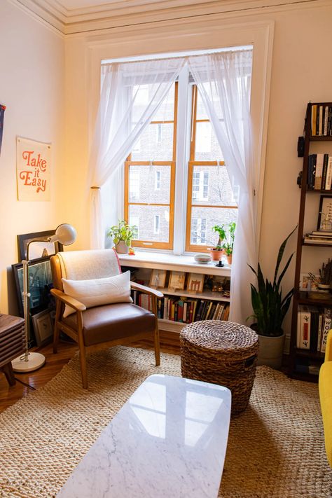 Small Brooklyn Heights Apartment Tour Photos | Apartment Therapy Small Apartment Tour, Apartment Therapy Small Spaces, Green Arch, Brooklyn Apartment, Apartment Tour, Brooklyn Heights, Apartment Layout, Apartment Aesthetic, Beautiful Spaces