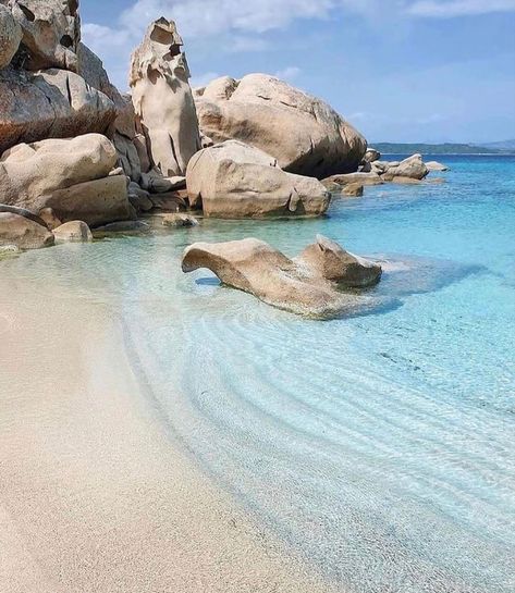 Sardinia Beach, Italy Destinations, Sardinia Italy, Italy Photography, Italy Aesthetic, Paradise On Earth, Most Beautiful Beaches, Beach Lovers, Beach Aesthetic