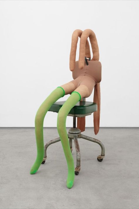 Tights, plastic, wood, chrome chair, clamp, kapok, and wire (2019). Courtesy Sadie Coles HQ. Click through to read more about Sarah Lucas on Ocula. Female Experience, Sarah Lucas, Lucian Freud, Chrome Chair, Contemporary Art Photography, Plastic Wood, Feminist Art, Simple Green, Found Object