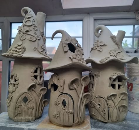 Pottery Fairy Garden, Fairy House Crafts, Clay Fairy House, Pottery Houses, Clay Fairies, Clay Houses, Keramik Design, Fairy Garden Houses, Hand Built Pottery